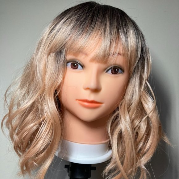 Peach Wig with Air Bangs - Picture 1 of 12